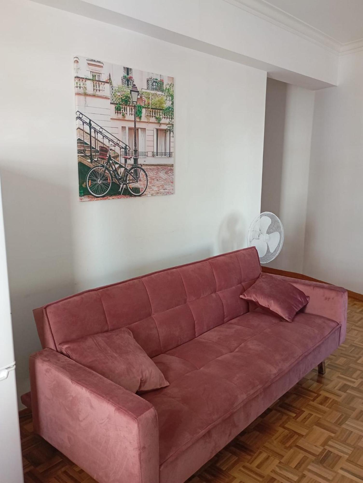 Rooms 10 Mins Walk From Train Station! Agualva-Cacem Екстериор снимка
